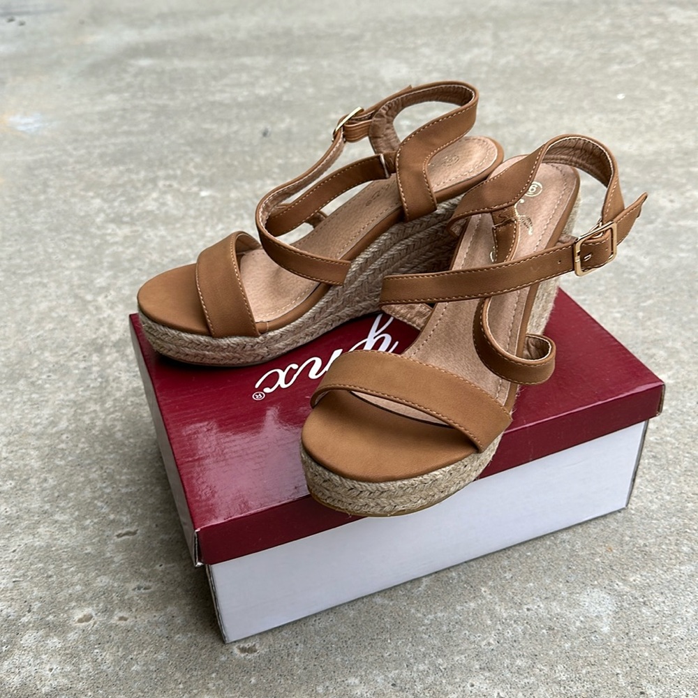 Iynx Twine Wedge